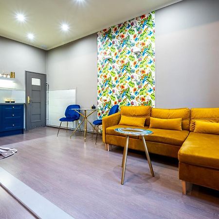 Apartamenty Przy Dworcu Przemysl Bagian luar foto