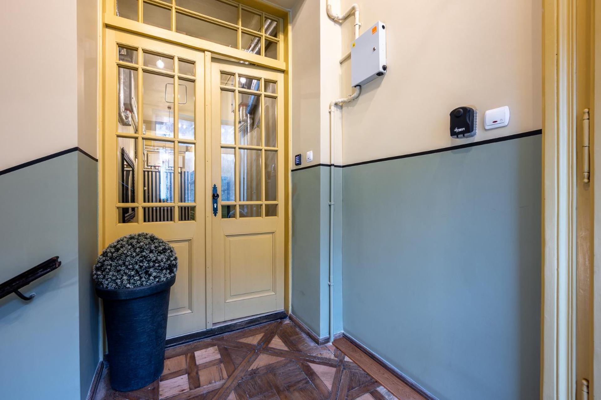 Apartamenty Przy Dworcu Przemysl Bagian luar foto