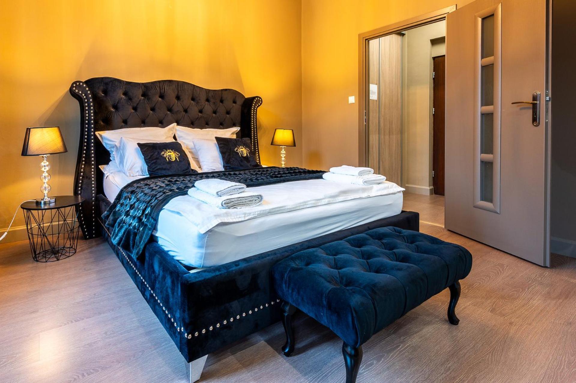 Apartamenty Przy Dworcu Przemysl Bagian luar foto