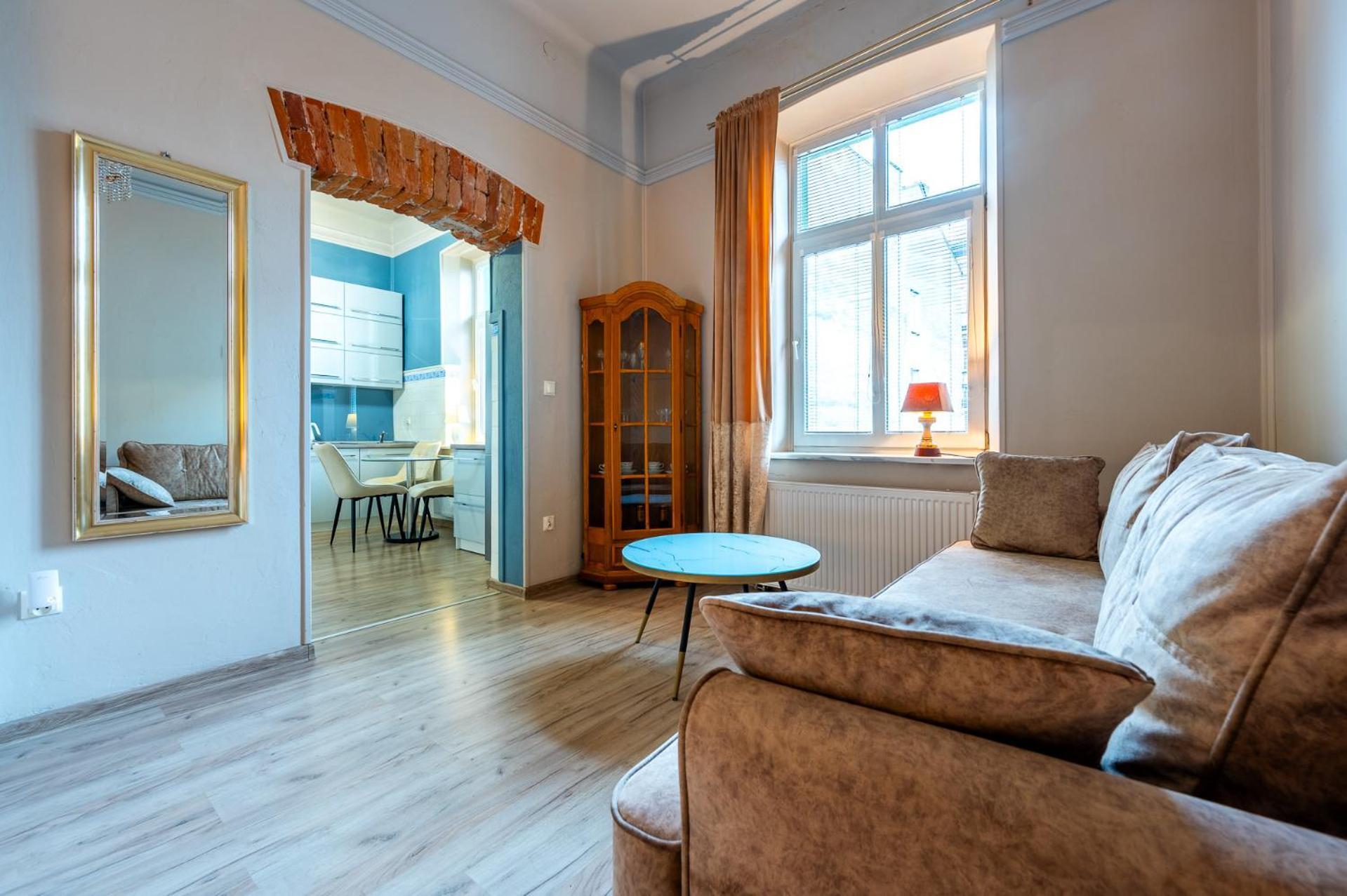 Apartamenty Przy Dworcu Przemysl Bagian luar foto