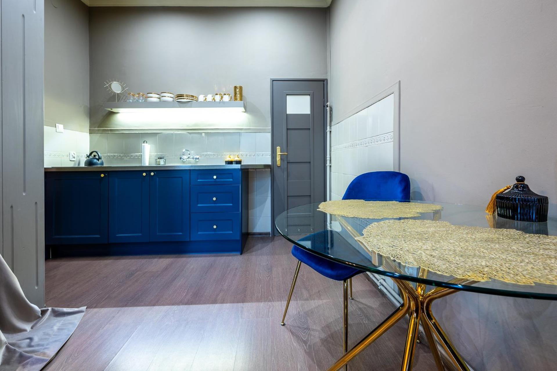 Apartamenty Przy Dworcu Przemysl Bagian luar foto
